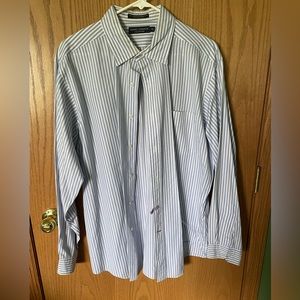 Men’s Daniel Cremieux Button Down Shirt - XL - Blue with White St…
